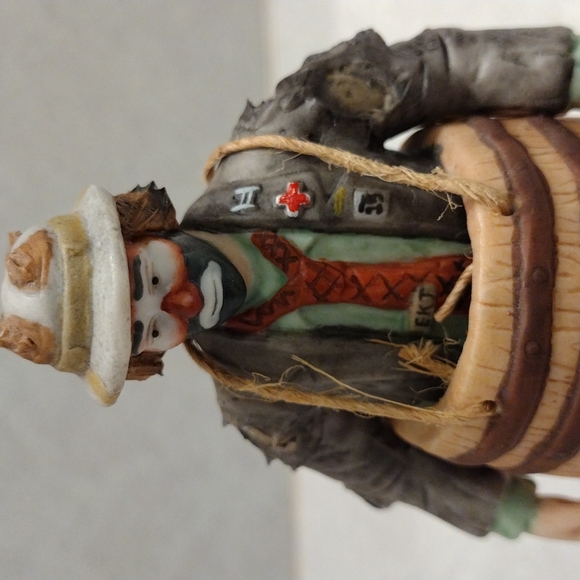 Emmett Kelly Jr. figurine. - Picture 5 of 8